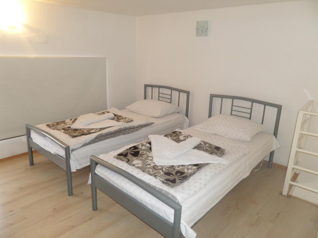 River Apartment Mostar Esterno foto